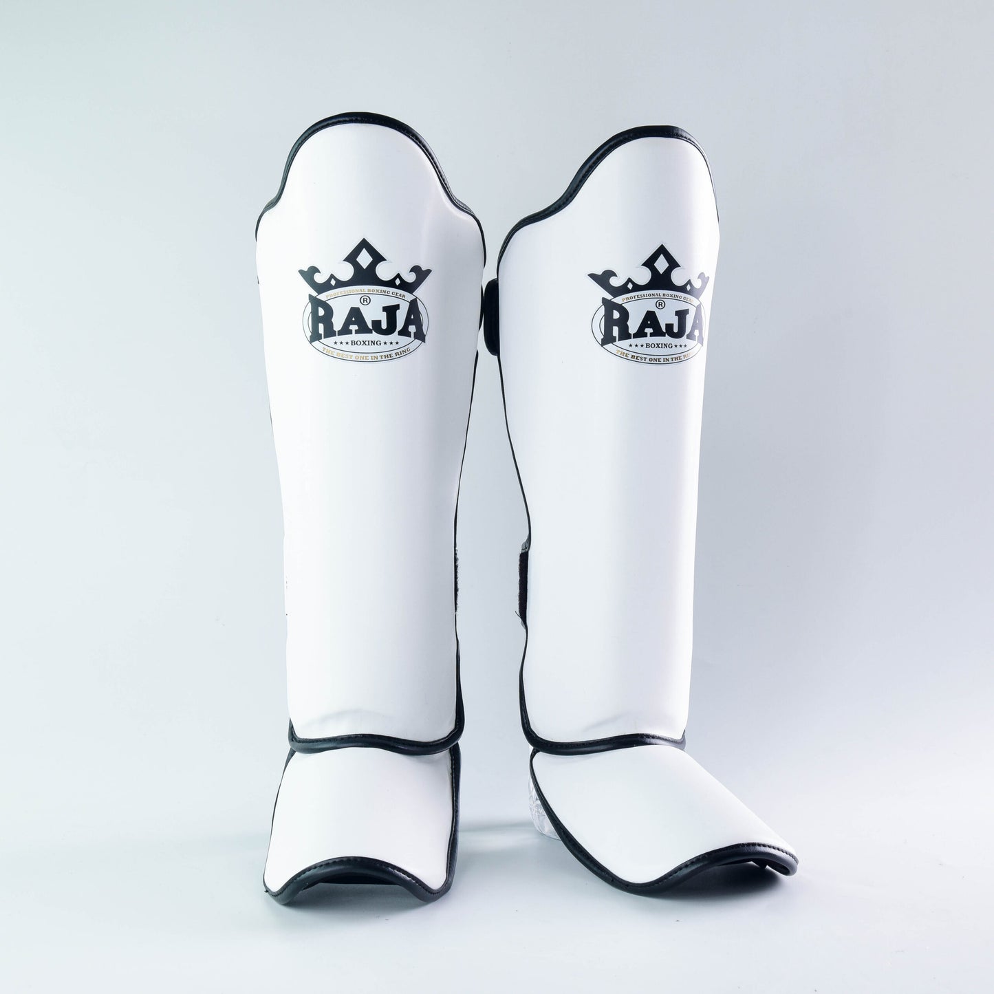 Rajaboxing scheenbeen 'lichtgewicht wit' semi-leer