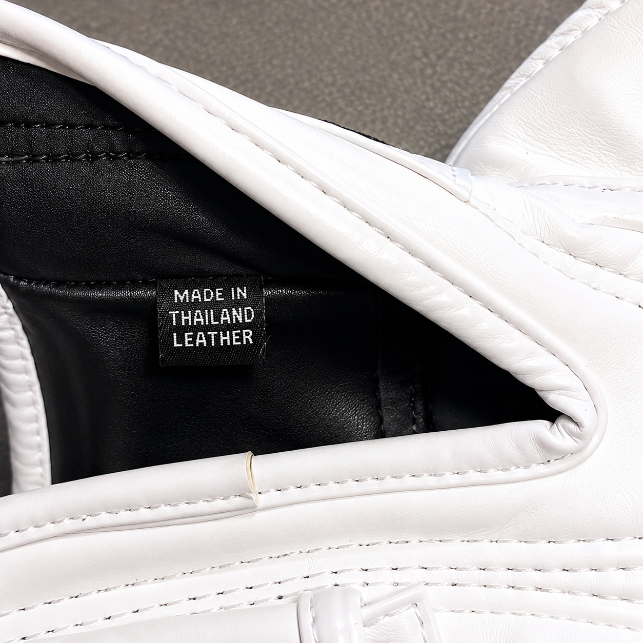 Rajaboxing handschoenen 'Standard White' leer